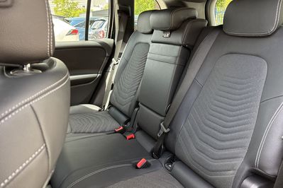 Mercedes GLB 200 7G-DCT