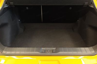 Lexus LBX Elegant 1.5 Hybrid