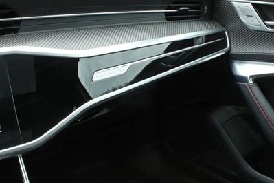 Audi A6 RS6 TFSI quattro Performance Avant