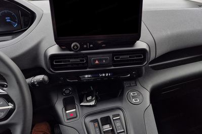 Peugeot Rifter Long L2H1 MPV Allure AT8