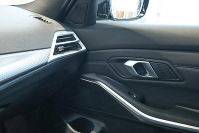 BMW Seria 3 320i xDrive M Sport