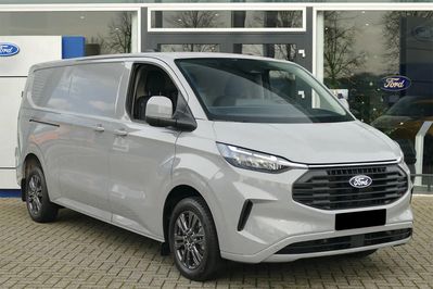 Ford Transit Custom 320 L2H1 Limited A8
