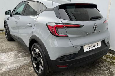 Renault Captur Techno 1.3 TCe mHEV EDC