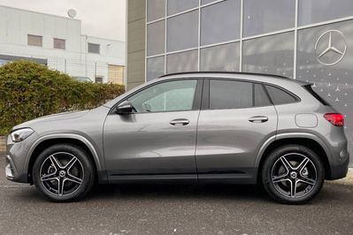 Mercedes GLA 200  AMG Line