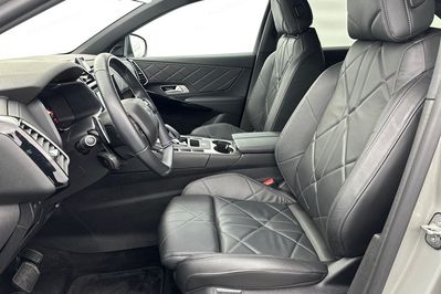DS DS7 Rivoli 1.6 E-Tense Hybrid AT 4x4