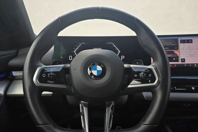 BMW Seria 5 520d xDrive mHEV M Sport aut