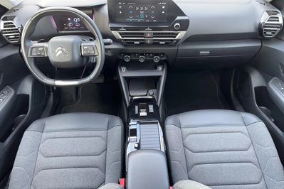 Citroen C4 PureTech EAT8