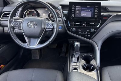 Toyota Camry 2.5 Hybrid Comfort CVT