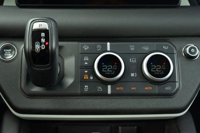 Land Rover Defender 110 Hardtop 3.0 D300 mHEV