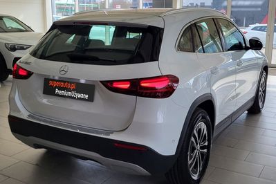 Mercedes GLA 200 Progressive