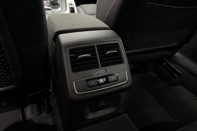 Audi A4 35 TFSI S Line
