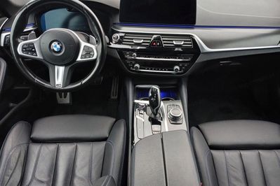 BMW Seria 5 520d xDrive M Sport