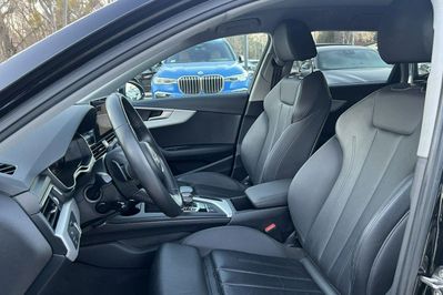 Audi A4 Avant 45 TFSI quattro S Line