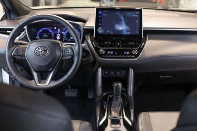 Toyota Corolla Cross 2.0 Hybrid Executive AWD