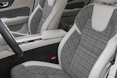 Volvo V60 Cross Country D4 AWD