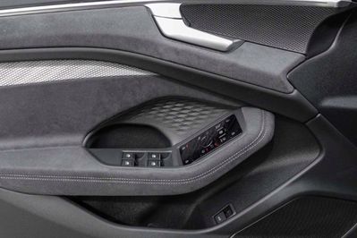 Audi A6 TDI quattro S line Avant