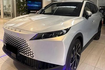Omoda 7 Luxury