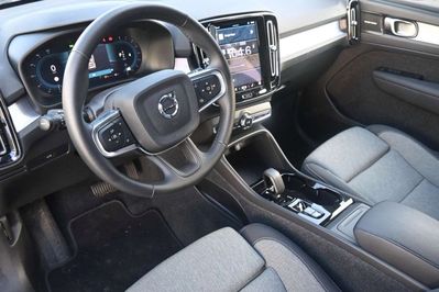 Volvo XC40 B3 Plus Dark