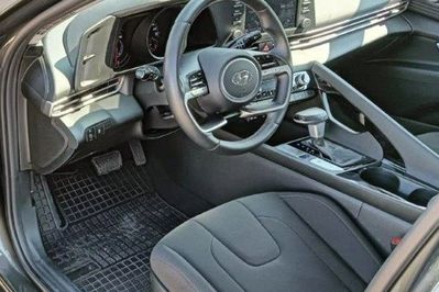Hyundai Elantra 1.6 Smart
