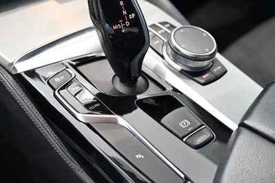 BMW Seria 5 520d xDrive M Sport