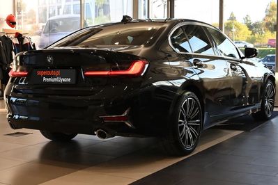 BMW Seria 3 320d xDrive Luxury Line