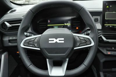 Dacia Duster Journey 1.8 Full Hybrid