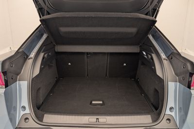 Peugeot 3008 ALLURE 1.2 mHEV e-DCS6