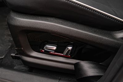 Omoda 5 1.5 T-GDI Hybrid Premium DHT