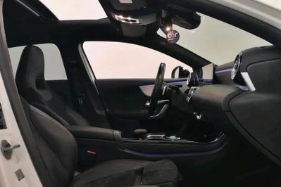 Mercedes Klasa A 200 AMG Line 7G-DCT