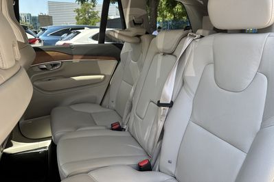 Volvo XC90 B5 D AWD Momentum Pro
