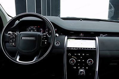 Land Rover Discovery Sport 2.0 P250 HSE aut