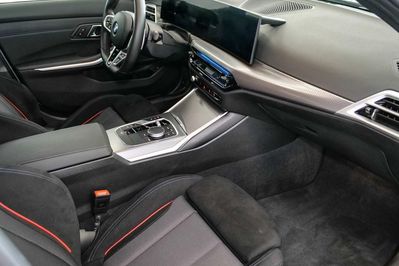 BMW Seria 3 330i xDrive M Sport