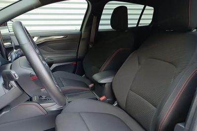 Ford Focus 1.0 Ecoboost Mhev St-Line x