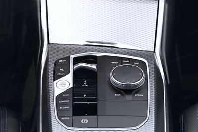 BMW Seria 3 330i xDrive M Sport