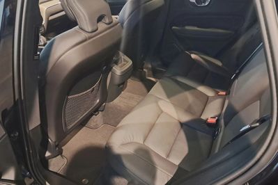 Volvo XC60 B5 B AWD Plus Dark