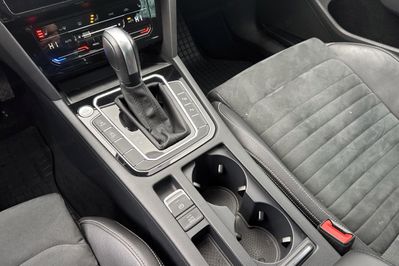Volkswagen Passat Elegance 2.0 TSI  DSG