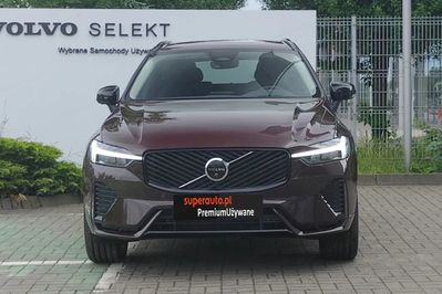 Volvo XC60 B5 B AWD Plus Dark