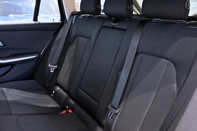 BMW Seria 3 Touring 318d Advantage