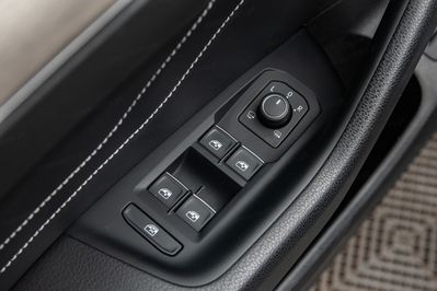 Volkswagen Passat 2.0 TSI Elegance DSG