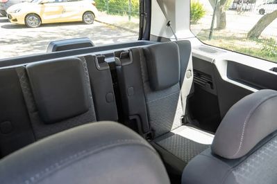 Ford Tourneo Connect Grand Titanium PHEV A6