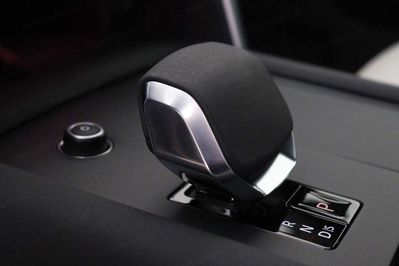 Land Rover Discovery V D250  Dynamic SE