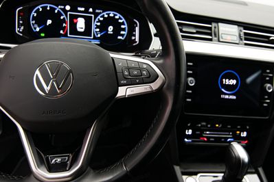 Volkswagen Passat 2.0 TSI R-Line DSG