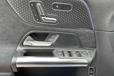 Mercedes GLA 220  4-Matic AMG Line