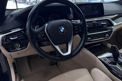 BMW Seria 5 Touring 530i xDrive