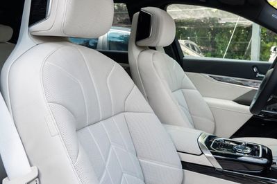 BMW Seria 7 740d xDrive M Sport