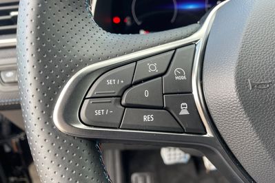 Renault Captur Esprit Alpine 1.6 E-Tech Hybrid AT