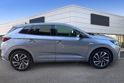 Opel Grandland X 1.2 T Business Elegance S&S