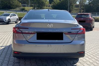 Toyota Camry Prestige 2.5 Hybrid Dynamic Force