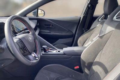 Toyota C-HR 2.0 PHEV GR Sport