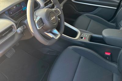 Jeep Avenger Summit 1.2 T3 mHEV FWD eDCT6